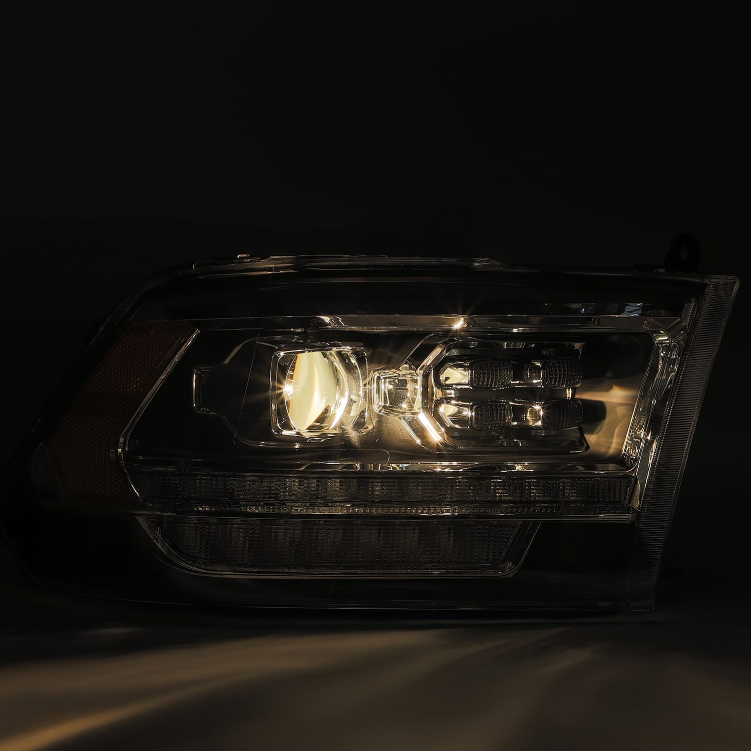 AlphaRex Electrical Lighting and Body AlphaRex 880523 Headlight Assembly