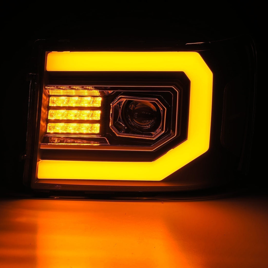 AlphaRex Electrical Lighting and Body AlphaRex 880604 Headlight Assembly