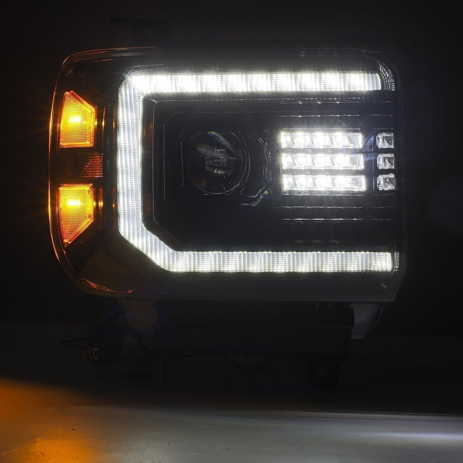 AlphaRex AlphaRex 880612 Headlight Assembly