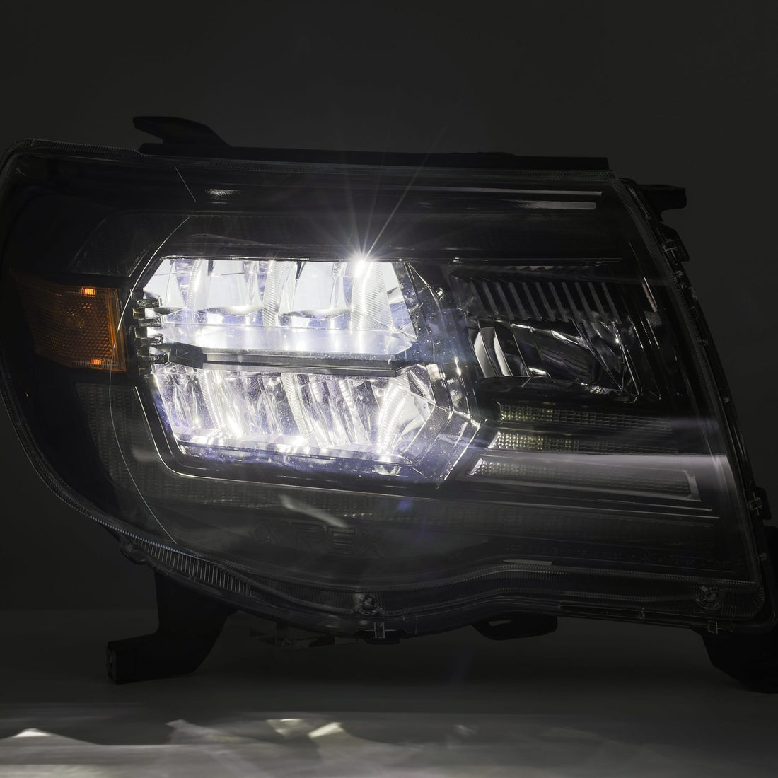 AlphaRex 880733 - Projector Headlights Alpha-Black