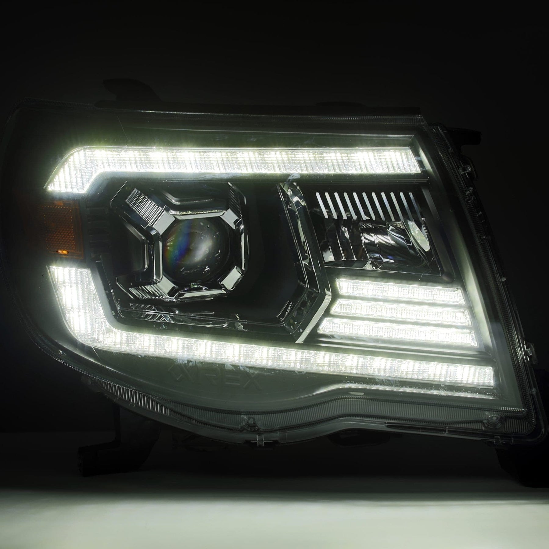 AlphaRex Electrical Lighting and Body AlphaRex 880737 Headlight Assembly