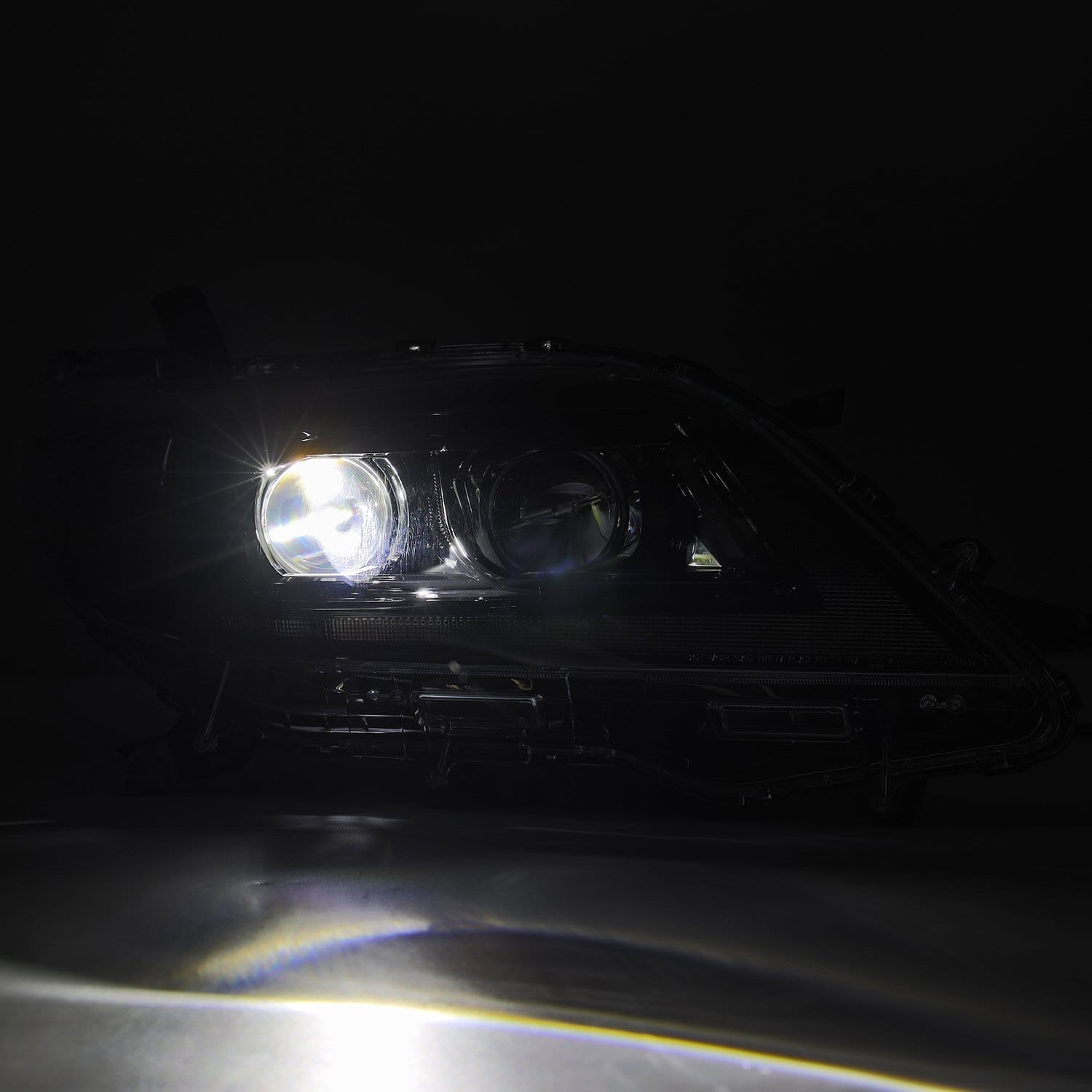 AlphaRex AlphaRex 880763 Headlight Assembly