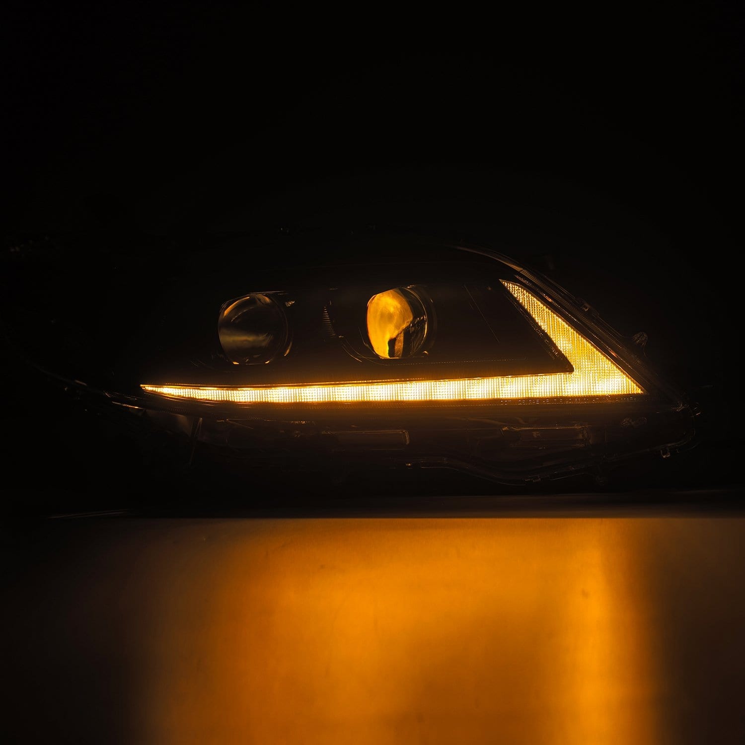 AlphaRex AlphaRex 880763 Headlight Assembly