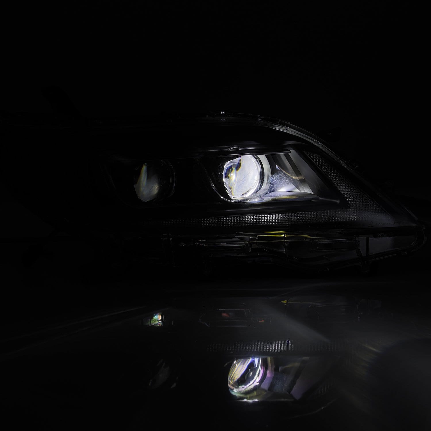 AlphaRex AlphaRex 880764 Headlight Assembly