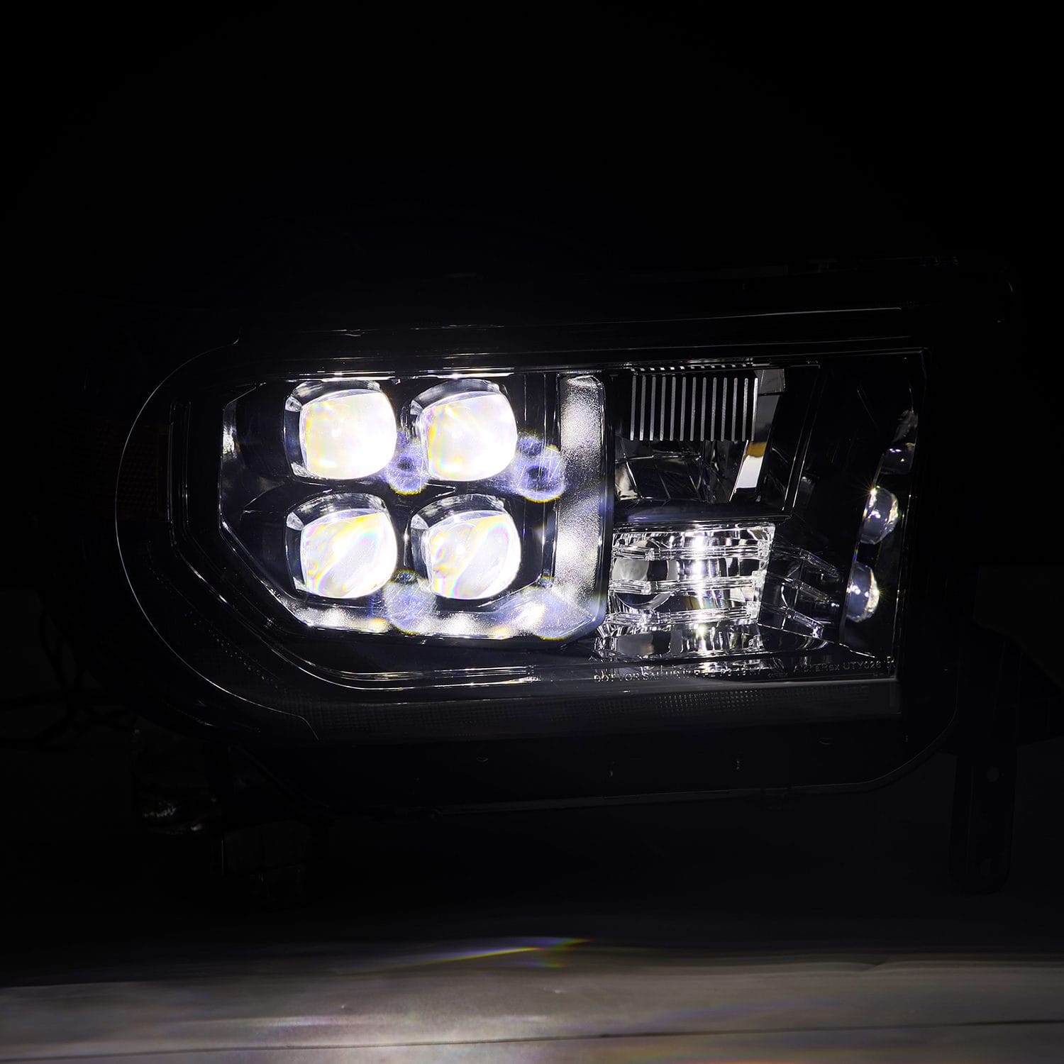 AlphaRex NA AlphaRex 880820 - Projector Headlights Alpha-Black
