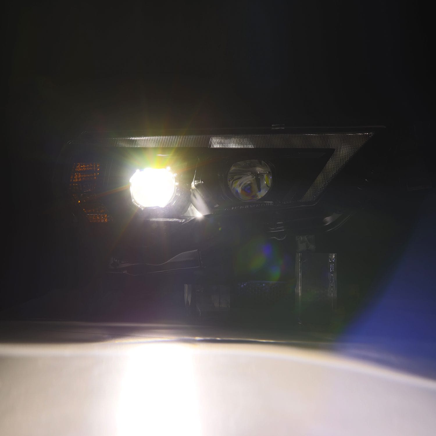 AlphaRex NA AlphaRex 880849 - Projector Headlights Alpha-Black
