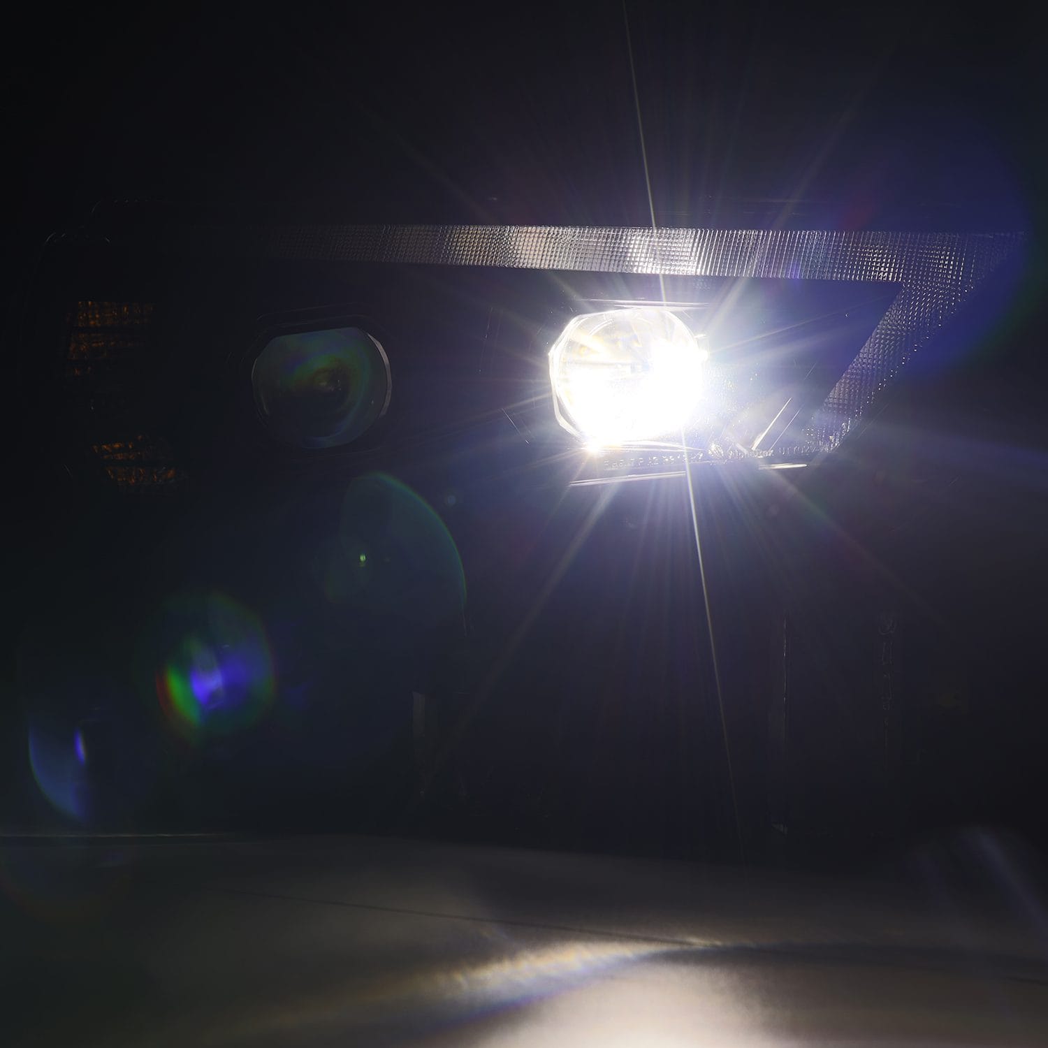 AlphaRex NA AlphaRex 880849 - Projector Headlights Alpha-Black