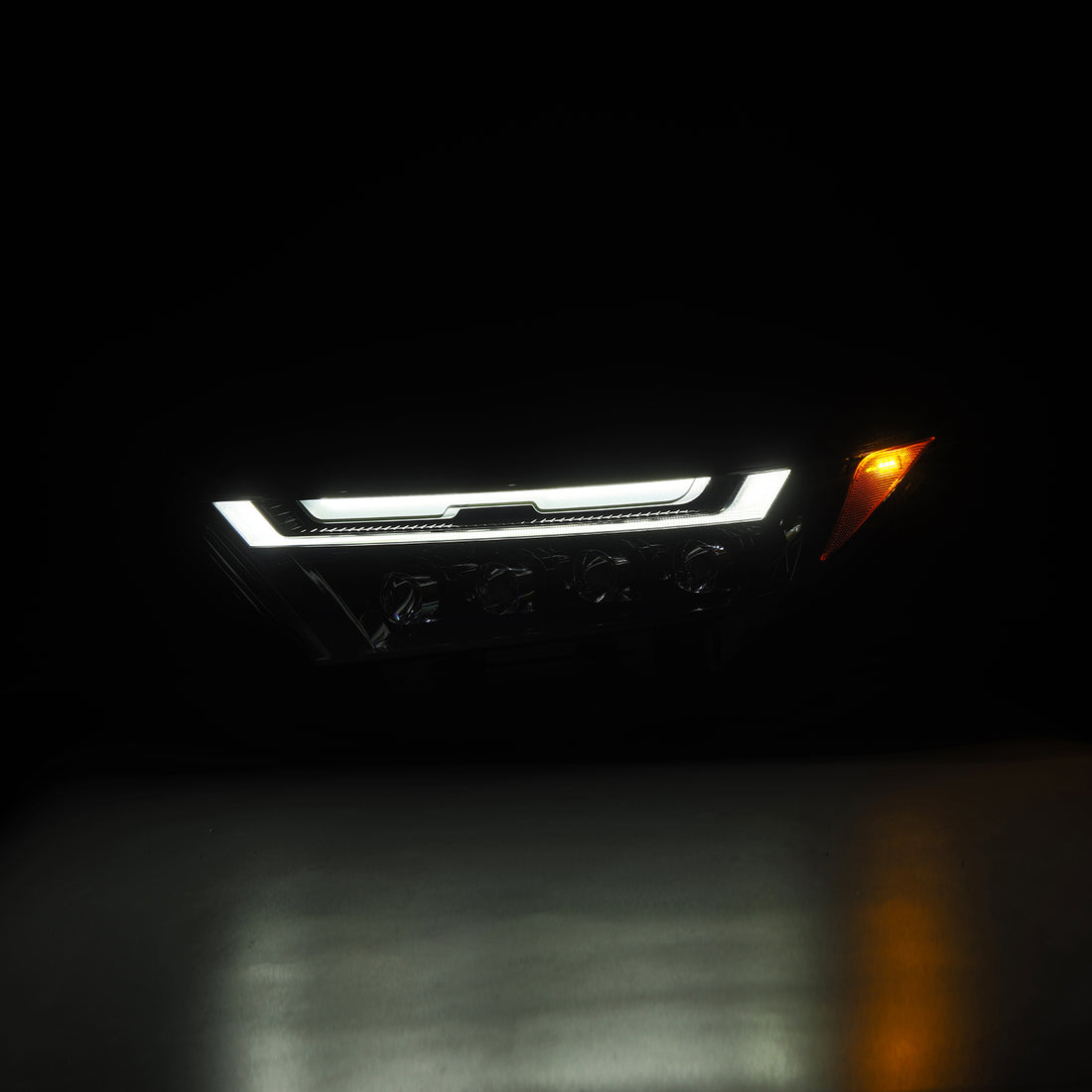 AlphaRex 880869 - Projector Headlights Alpha-Black 4