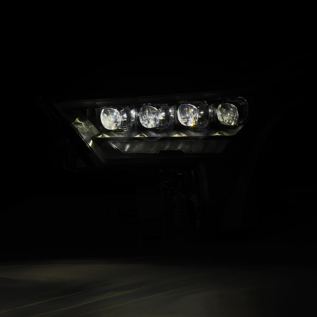 AlphaRex 880872 - Projector Headlights Black
