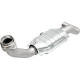 MagnaFlow 2005-2006 Ford Expedition 5.4L HM Grade Federal / EPA Compliant Direct-Fit Catalytic Converter 93126