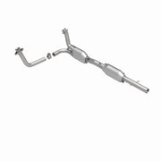 MagnaFlow Exhaust Products 93324 - HM Grade Direct-Fit Catalytic Converter 1