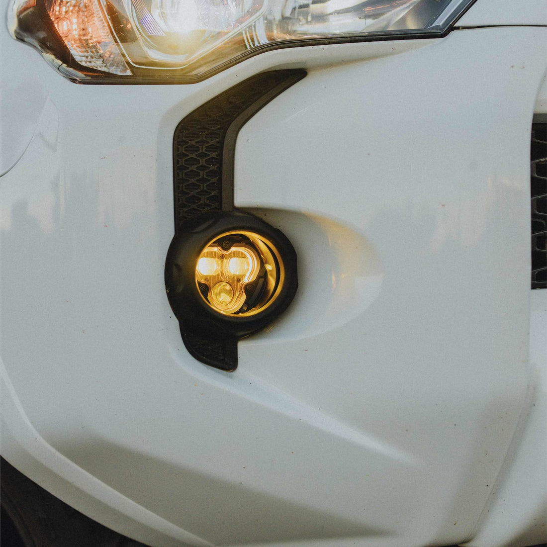 KC HiLiTES 97154 - KC FLEX ERA 3 LED DM SAE FOG 2-LIGHT MSTR KIT TOYOTA TACOMA 4RUNNER TUNDRA OE 3