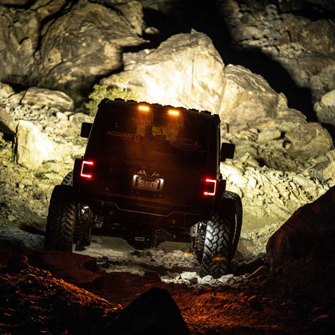 KC HiLiTES 98013 - 28" Chase LED Light Bar Kit - Rear-Facing - Multi-Fnctn - 18+ Jeep Wrangler JL 3