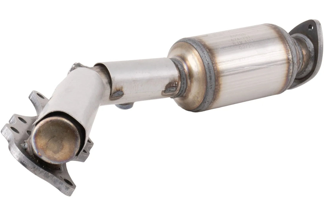 AP Exhaust 641524 2007-2009 Toyota FJ Cruiser Catalytic Converter