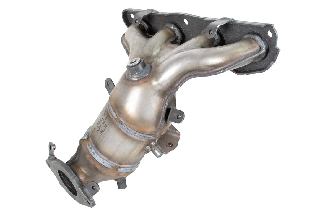 AP Exhaust 641658 2020-2025 Nissan Versa Catalytic Converter