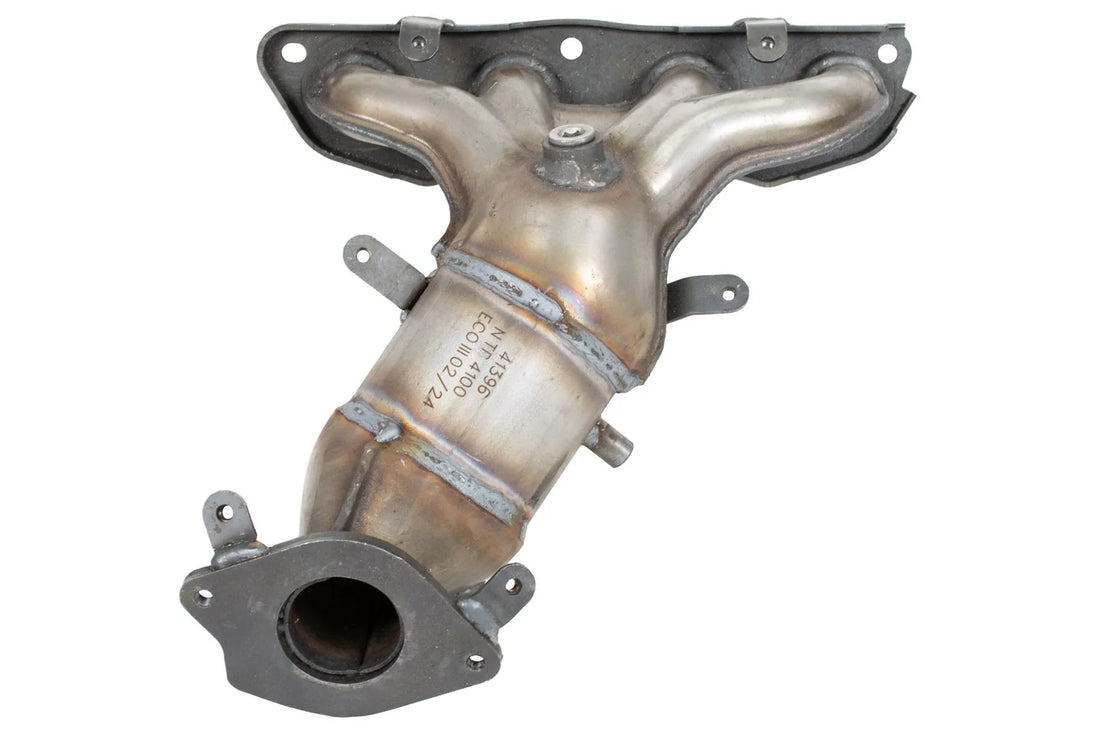AP Exhaust 641658 2020-2025 Nissan Versa Catalytic Converter