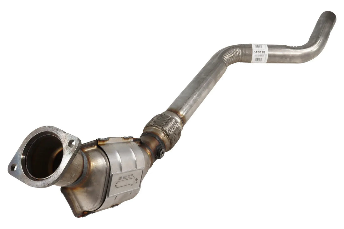 AP Exhaust 643018 2005-2007 Chrysler 300 Catalytic Converter