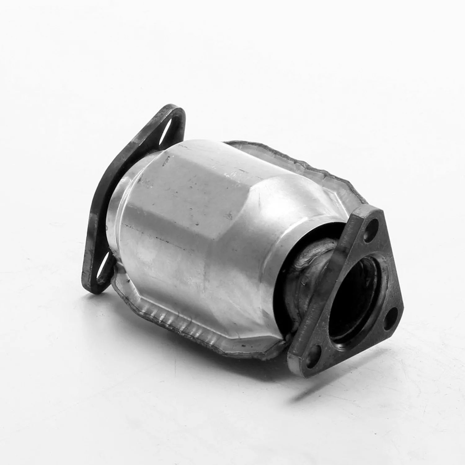 AP Exhaust 771330 2001-2005 Chrysler Sebring Catalytic Converter