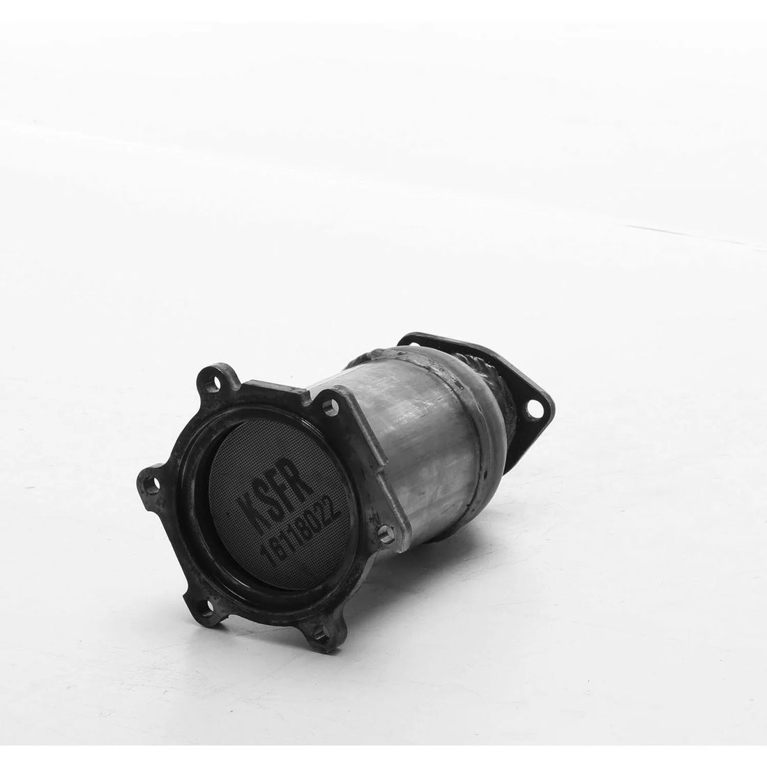 AP Exhaust 776022 1997-2003 INFINITI QX4 Catalytic Converter