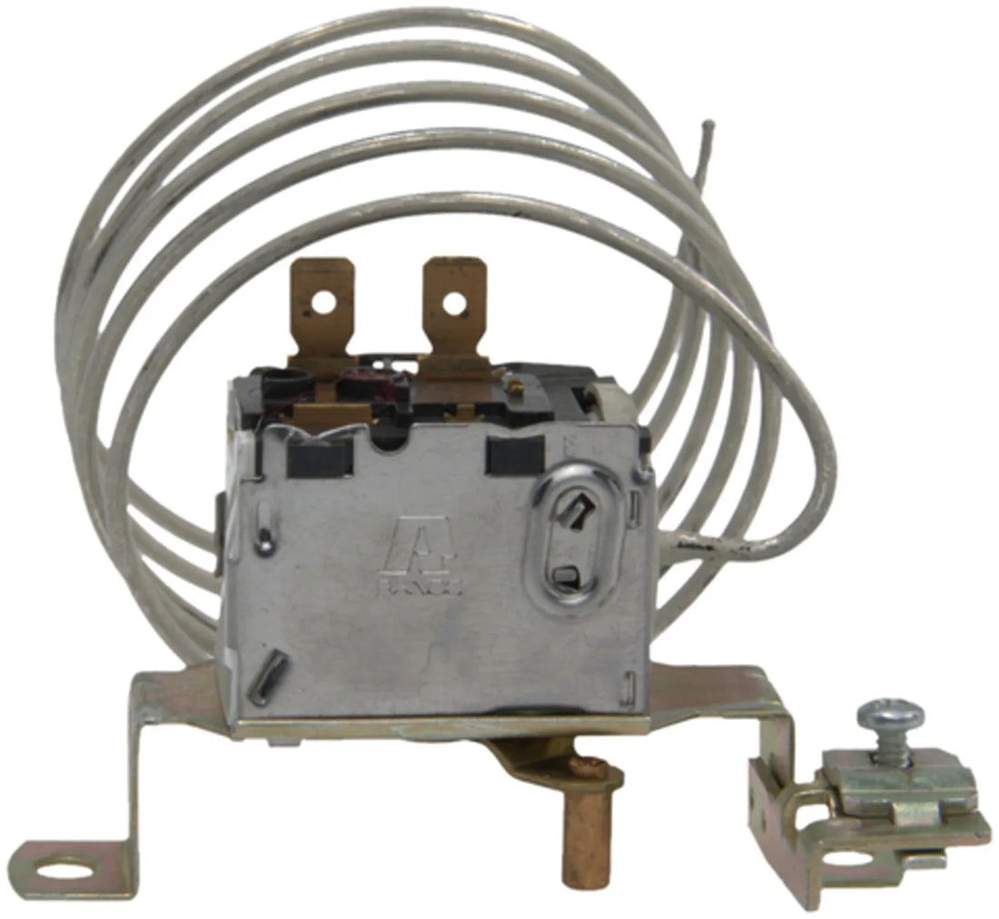 Four Seasons 35856 1999-2000 International 5600i A