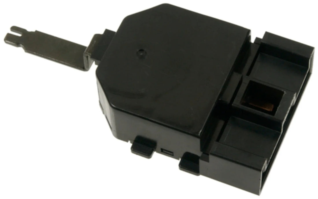 Four Seasons 37627 1998-2004 Isuzu Rodeo HVAC Blower Control Switch
