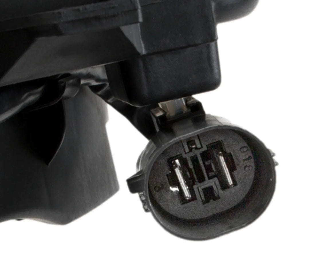 Four Seasons 76010 2004-2009 Mazda 3 Engine Cooling Fan Assembly