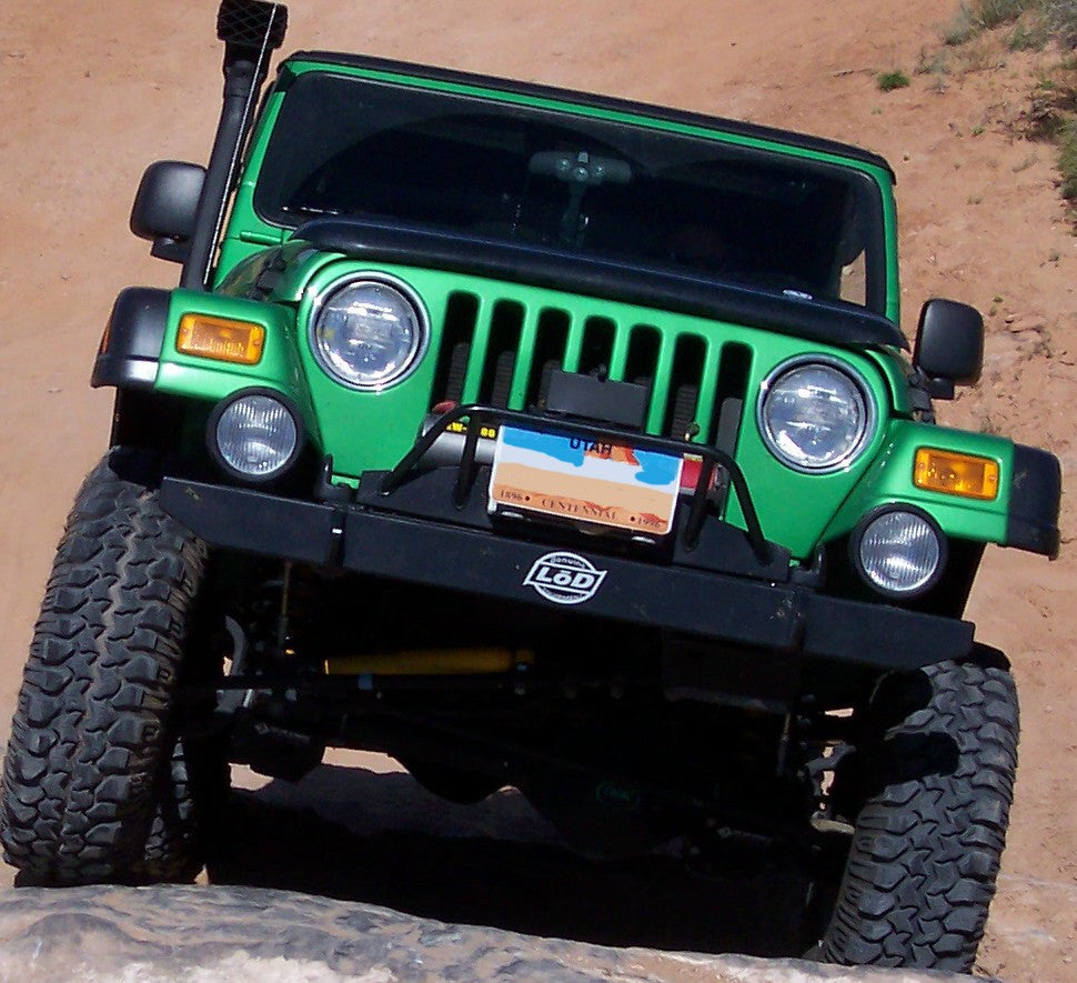 LoD Offroad JFB9654 - TJ/LJ/YJ 54" Tube Front Bumper 3