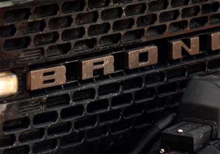 Ford Performance M-1447-BLBR - Grille Emblem