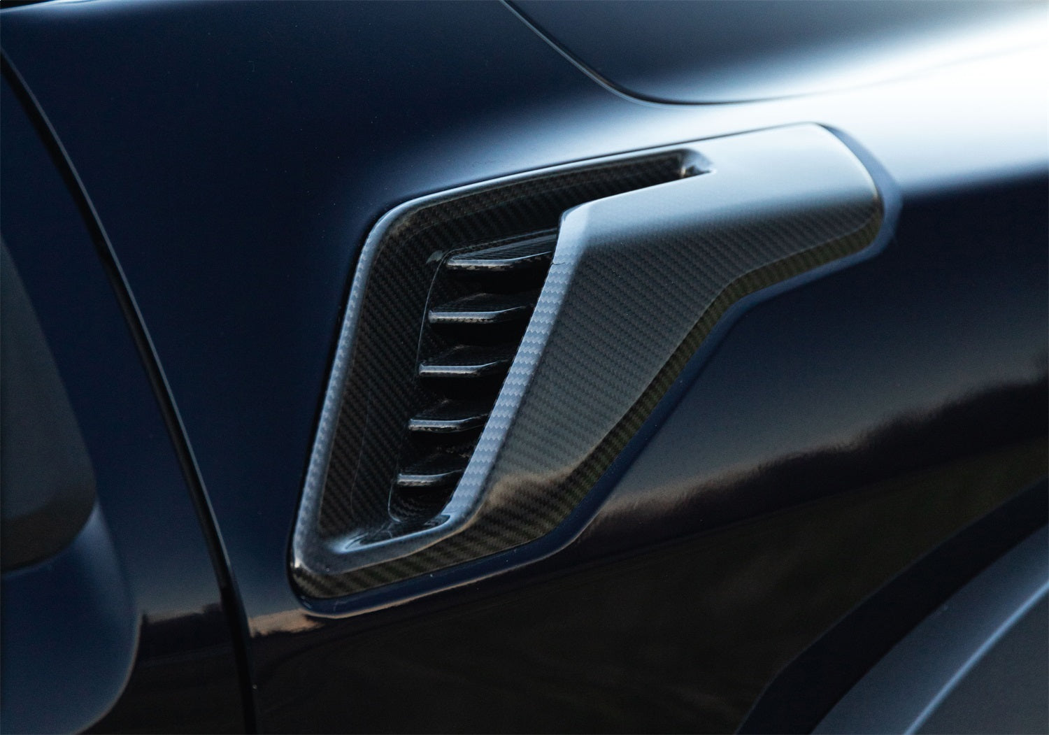 Ford Performance Ford Performance M-16026-FG Fender Vent
