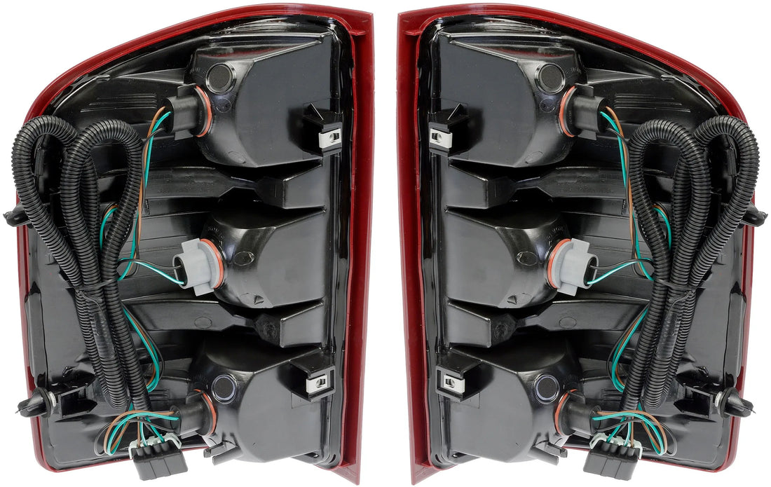 Dorman 1590183 2001-2007 Chrysler Town & Country Tail Light Assembly