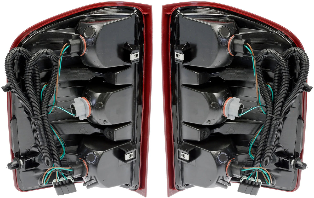 Dorman 1590183 2001-2007 Chrysler Town & Country Tail Light Assembly