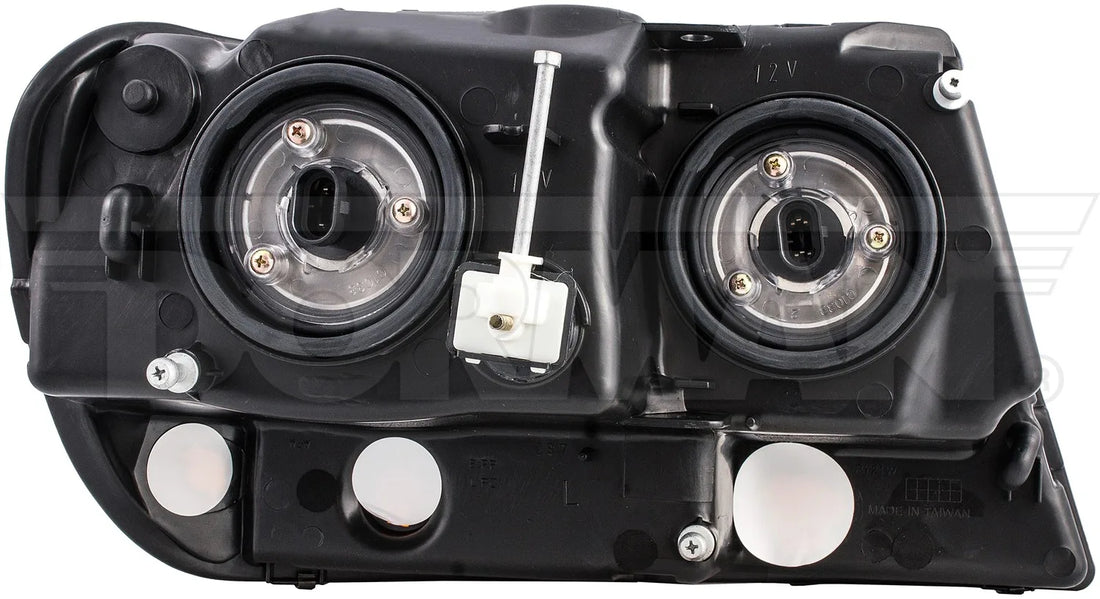 Dorman 1590318 1999-2004 Jeep Grand Cherokee Headlight Assembly