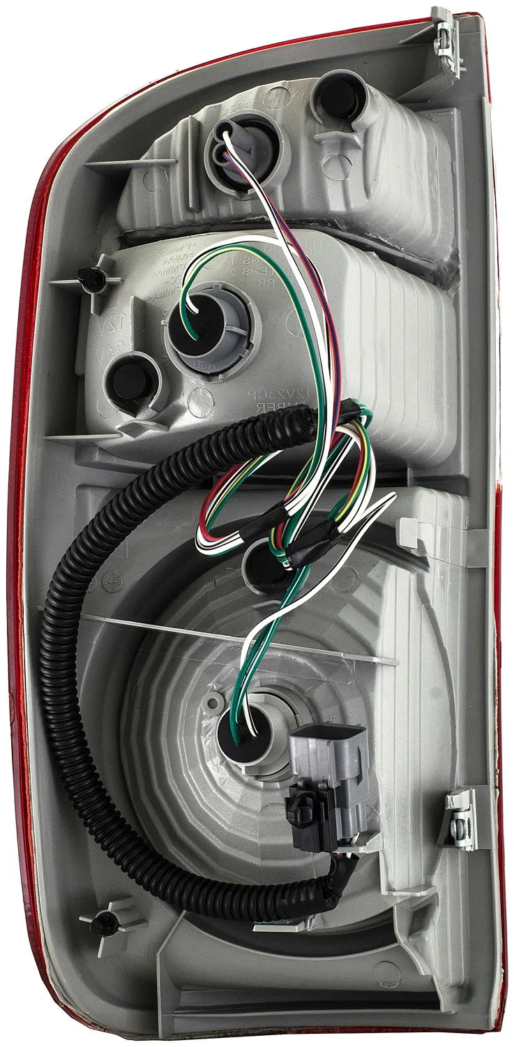Dorman 1611225 2004-2006 Toyota Tundra Tail Light Assembly