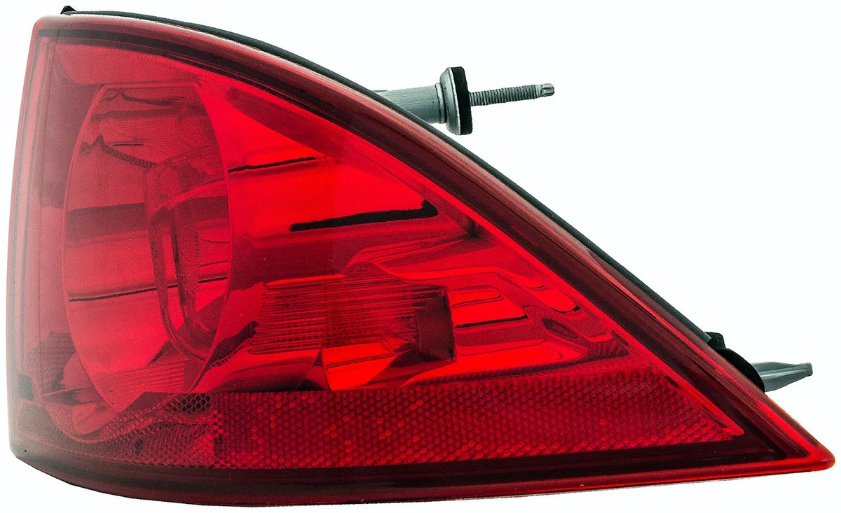 Dorman 1611337 2006-2007 Buick Lucerne Tail Light Assembly