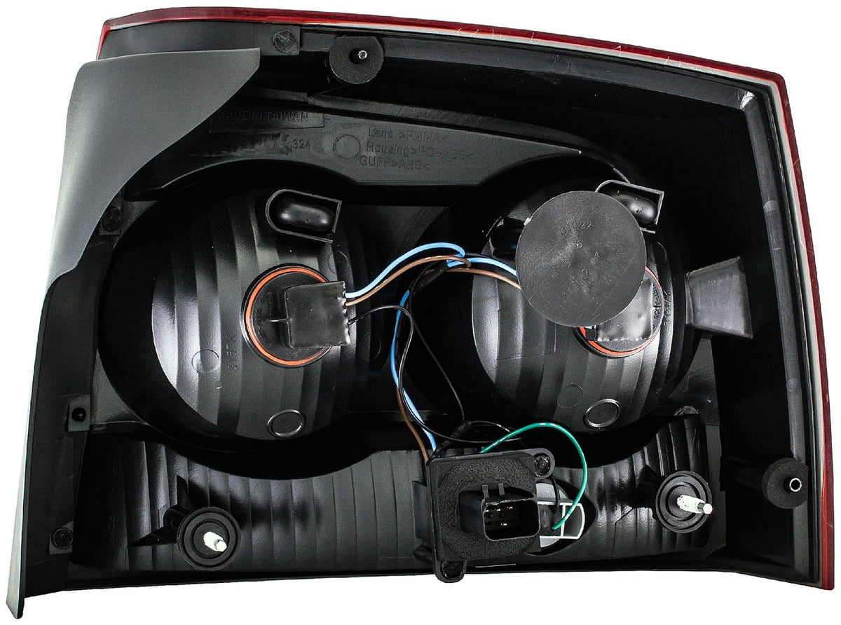Dorman 1611625 2009-2010 Dodge Charger Tail Light Assembly