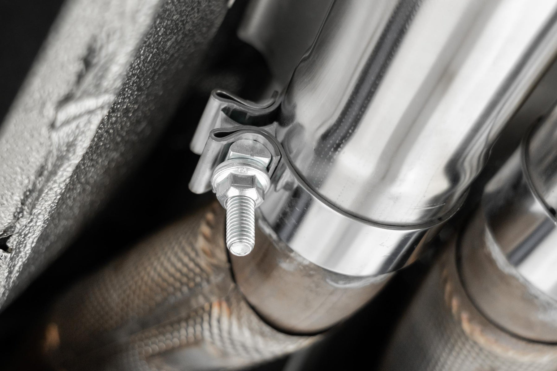 MBRP S3900304 - 12-21 Ferrari 812SF/ 812GTS F12 6.3L/6.5L V12 70mm X-Pipe Kit T304 Stainless Steel MBRP