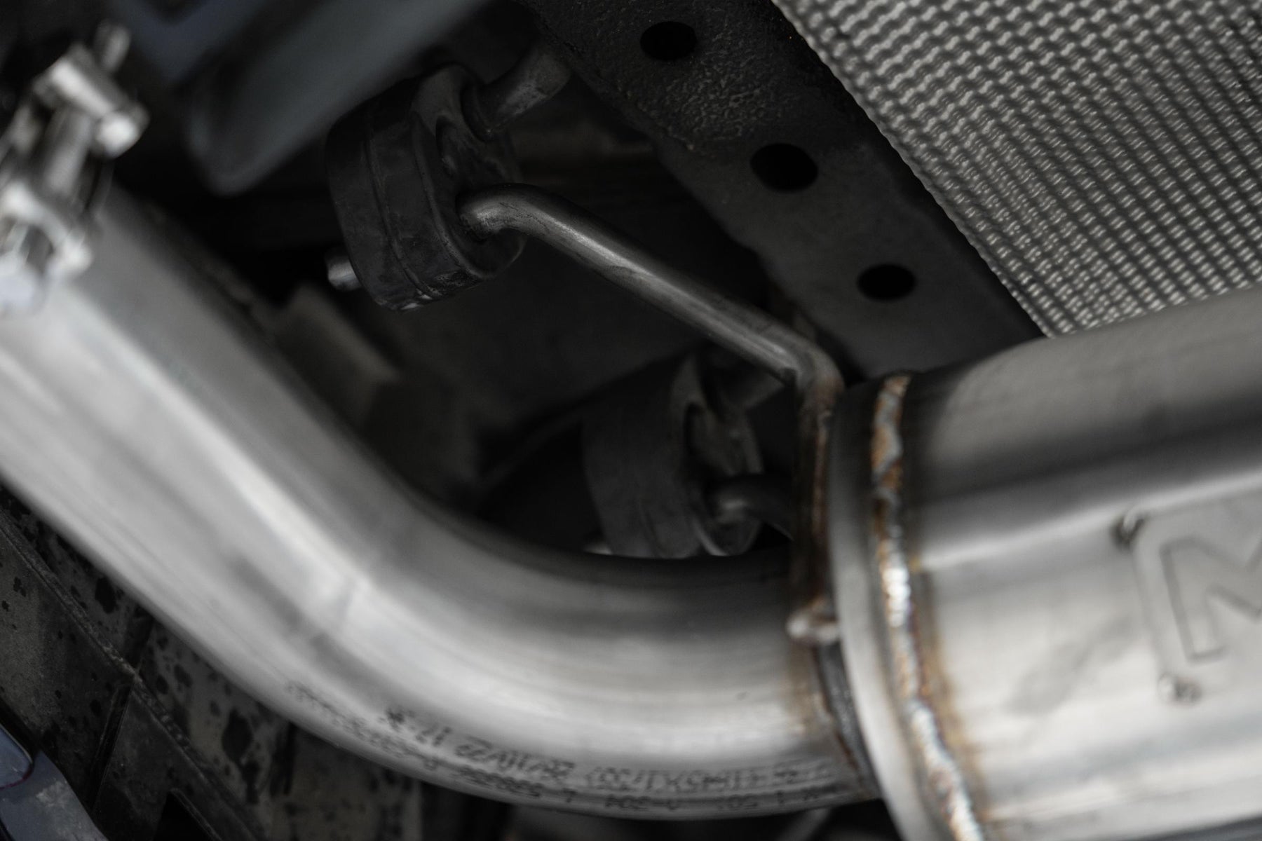 MBRP S4450304 Armor Pro T304 Stainless Steel 2.5 Inch Axle-Back Dual Split Rear Street Profile