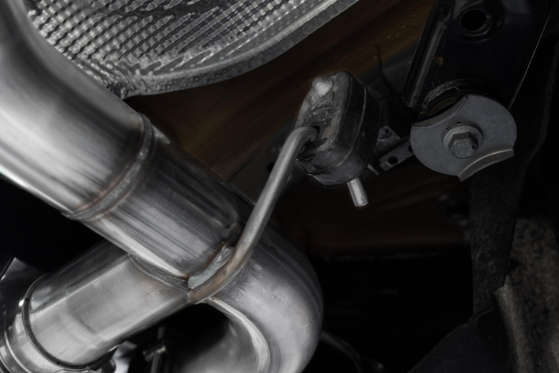 MBRP S4612304 - 2022-Up Volkswagen Golf R MK8 T304 Stainless Steel 3 Inch Cat-Back Quad Split Rear Valve Delete MBRP