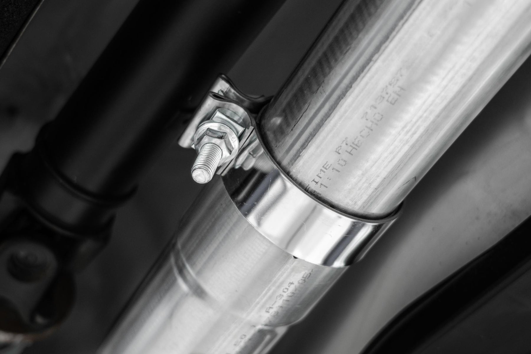 MBRP S48083CF T304 Stainless Steel 3 Inch Cat-Back Dual Split Rear Quad Carbon Fiber Tips Race Profile