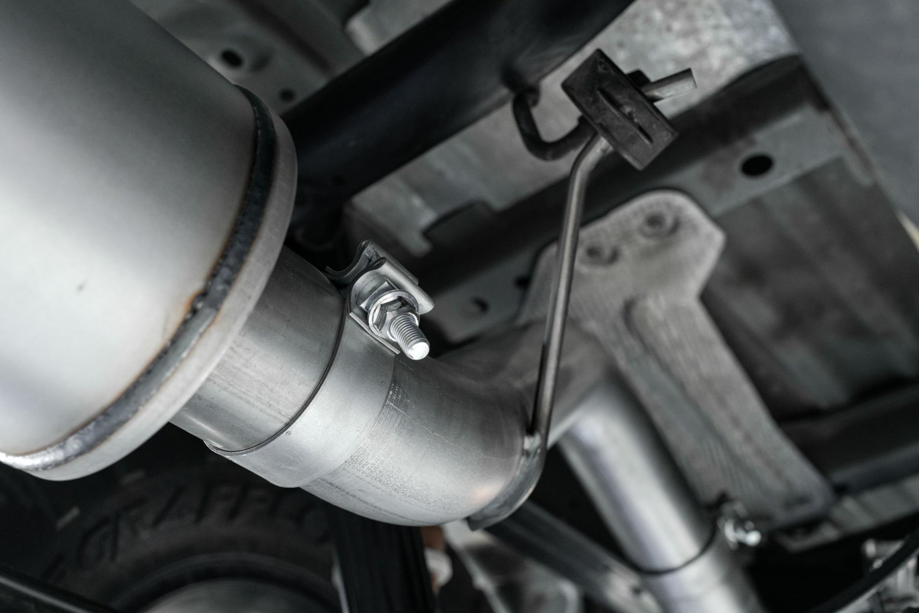 MBRP S5227AL - 3 Inch Cat Back Exhaust System Single Side Exit Aluminized Steel For 19-23 Ford Ranger EcoBoost 2.3L MBRP