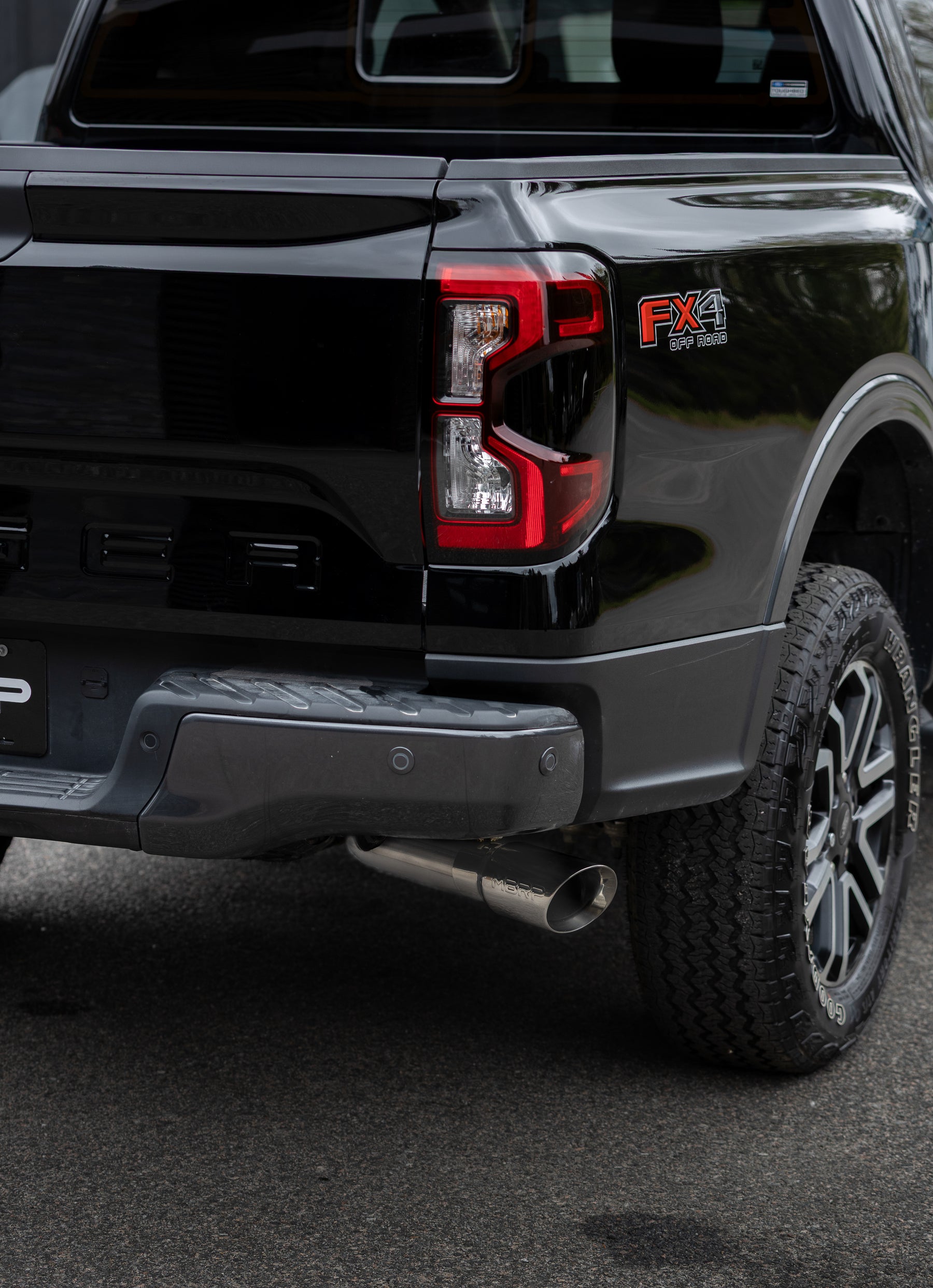 MBRP S5269304 - Exhaust System Kit