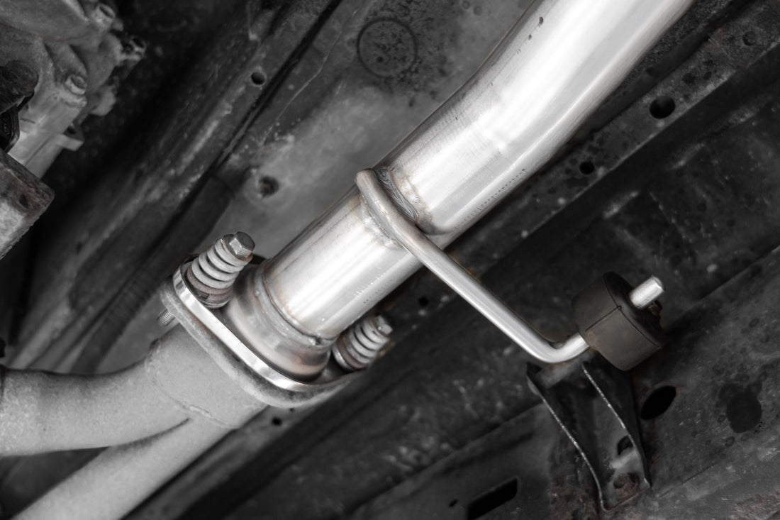 MBRP S5343AL - 03-24 Toyota 4Runner 11-16 Toyota Land Cruiser Prado Armor Lite Aluminized Steel 2.5 Inch Cat-Back High Clearance Turn Down Single Rear Exit MBRP Exhaust System 3