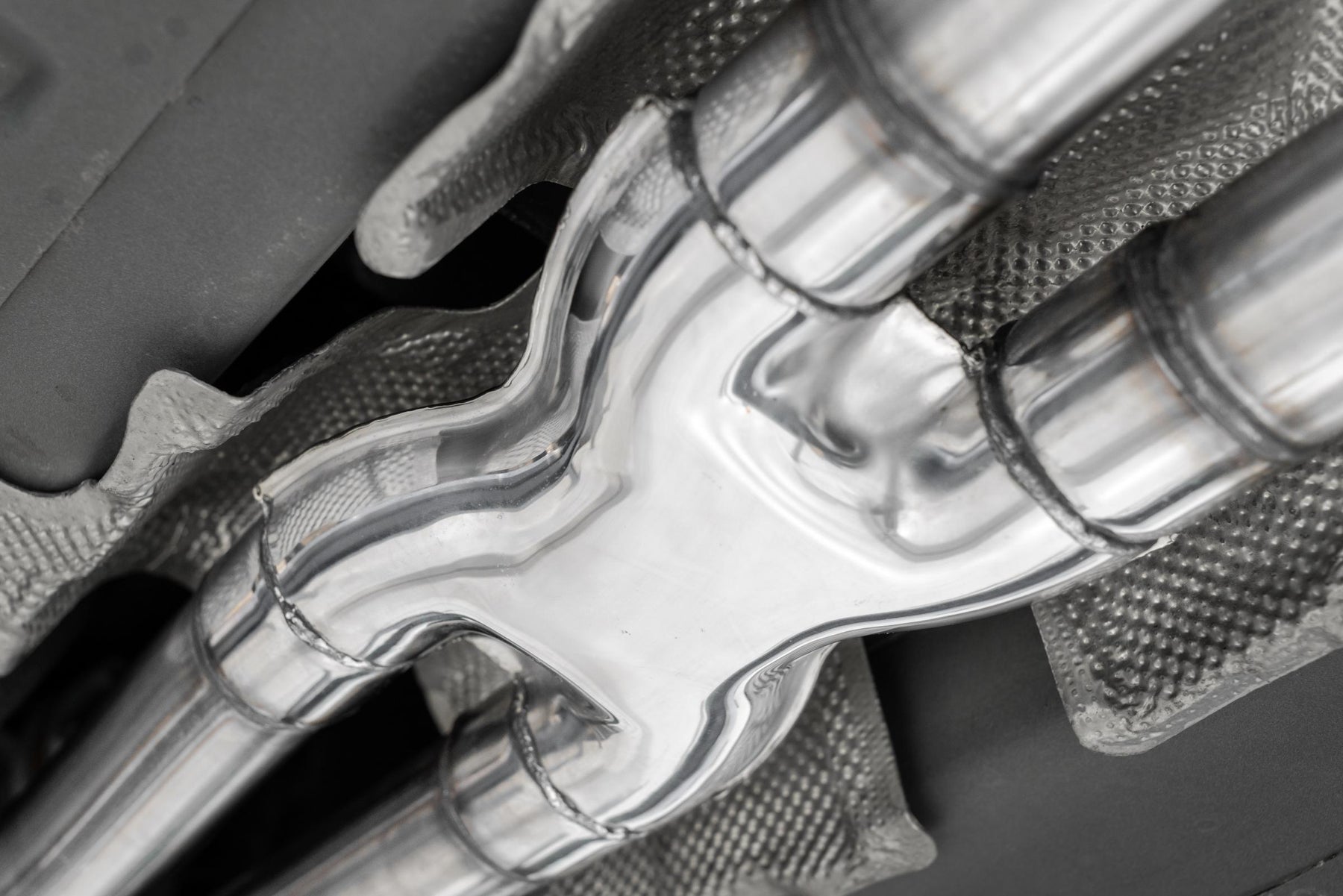 MBRP S71113CF T304 Stainless Steel 2.5 Inch Cat Back Dual Rear Exit Carbon Fiber Tips Exhaust System