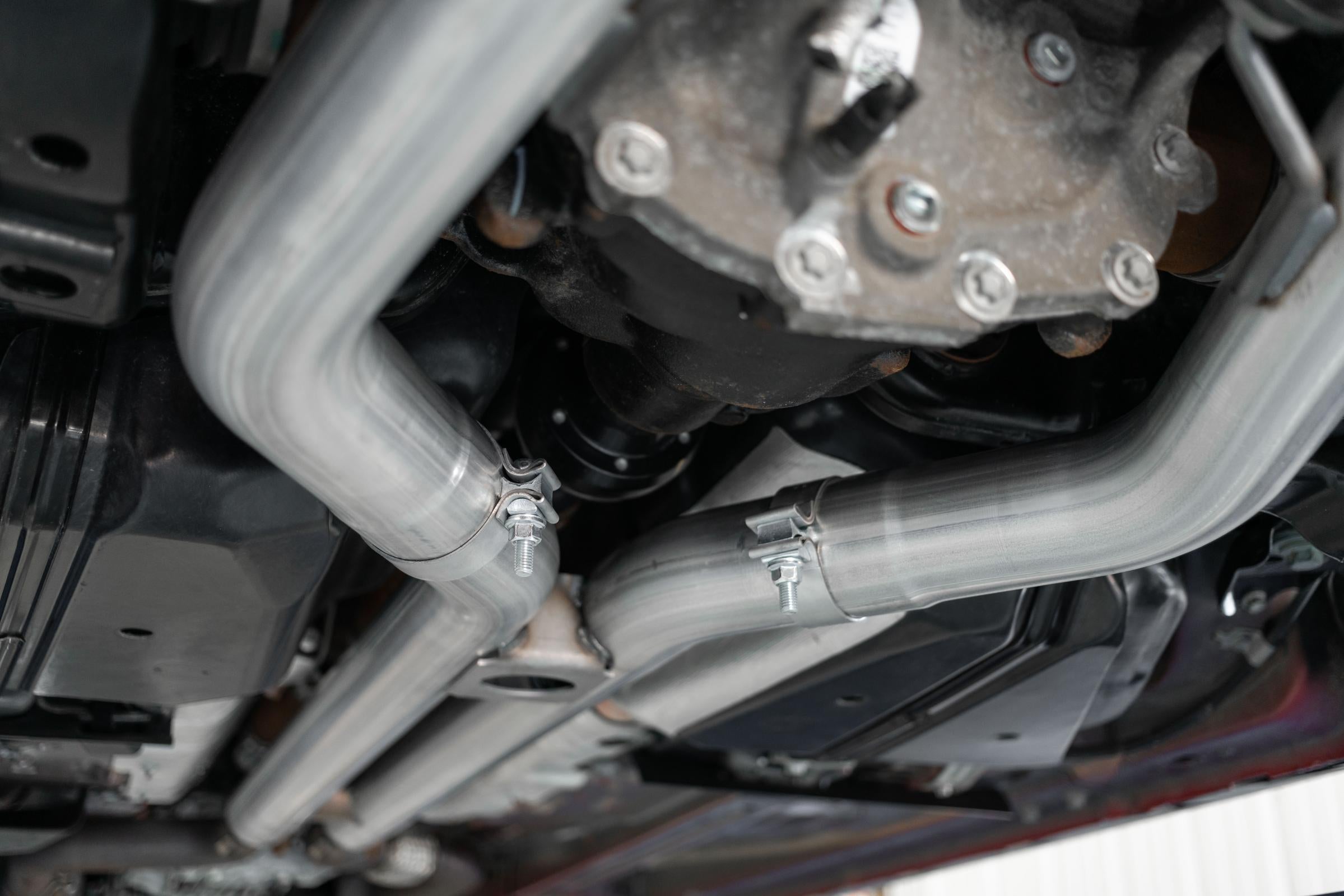 MBRP S7207BLK - 3 Inch Cat Back Exhaust System For 18-23 Ford Mustang GT 5.0L With Quad 4 Inch Dual Wall Tips Race Version Black Coated MBRP 5