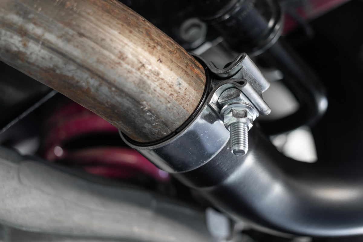 MBRP S7211304 - Exhaust Pipe 2.5 Inch Axle Back With Quad 4 Inch Dual Wall Tips For 18-23 Ford Mustang GT 5.0L Non Active Exhaust T304 Stainless Steel MBRP 2