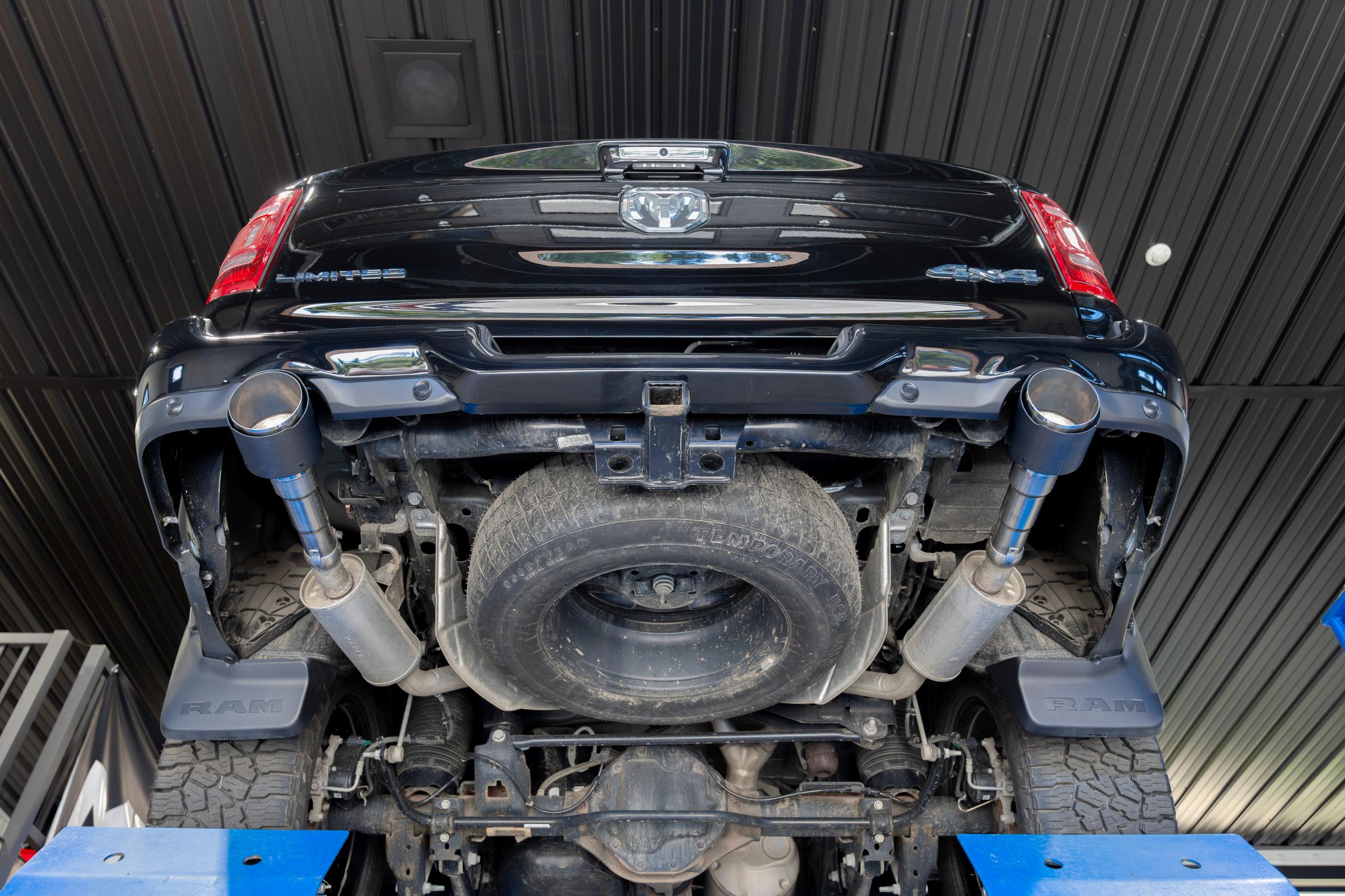 MBRP T5199CF - 2019-2024 Ram 1500 5.7L Hemi Carbon Fiber Exhaust Tips, 5 Inch OD Dual Wall Angle Cut, Sold In Pairs MBRP 3