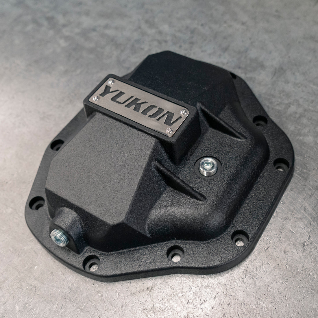 Yukon Gear and Axle YHCC-D80 - Yukon Hardcore Diff Cover for Dana 80 Rear Differential