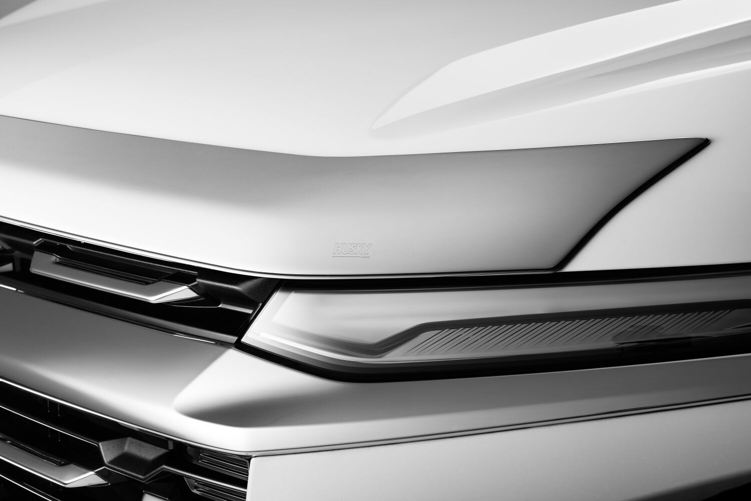 Husky Liners 2892226 - Aeroskin Hood Protector; Chrome 5