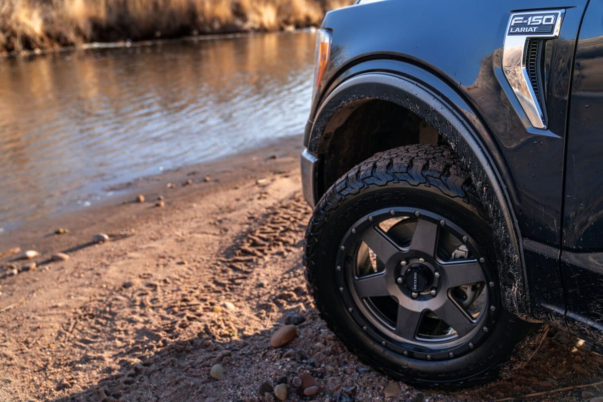 Husky Liners 2802962 - Fender Flares OE-Style 4Pc Set